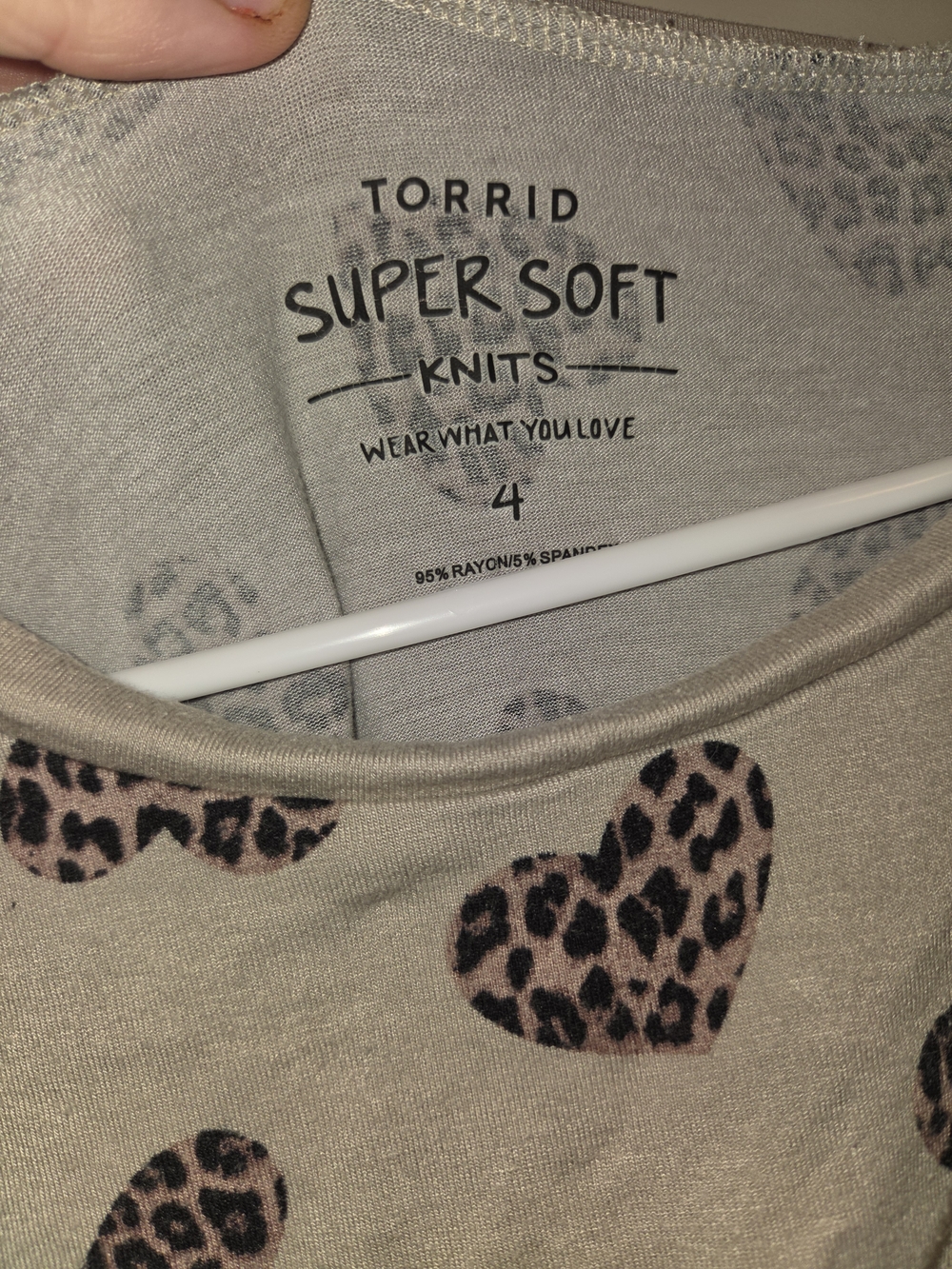 torrid Beige Long Sleeve Tee with Leopard Heart Print - Picture 2 of 3